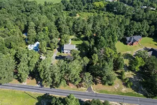 132 W Moore St, Candor, NC 27229 - Photo 16