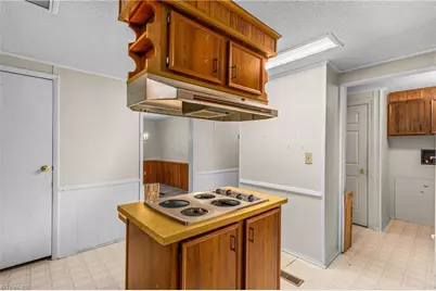 100 Ridgecrest Drive, King, NC 27021 - Photo 12