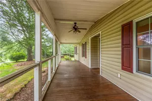 100 Ridgecrest Dr, King, NC 27021 - Photo 4