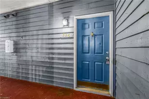 326 Meadows Cir, Winston-Salem, NC 27104 - Photo 6