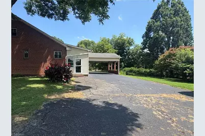 315 W Main Street, Boonville, NC 27011 - Photo 6