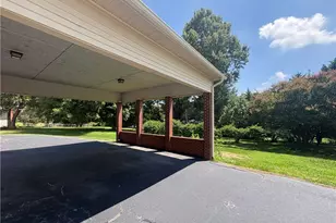 315 W Main St, Boonville, NC 27011 - Photo 4