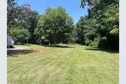 2053 US Highway 158 W, Reidsville, NC 27320 - Photo 10