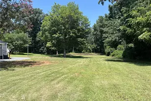 2053 U.S. Hwy 158 W, Reidsville, NC 27320 - Photo 10