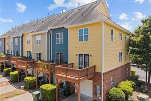 2001 Summerhouse Rd, Cary, NC 27519 - Photo 12