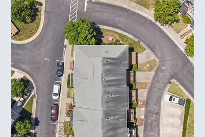 2001 Summerhouse Road, Cary, NC 27519 - Photo 8