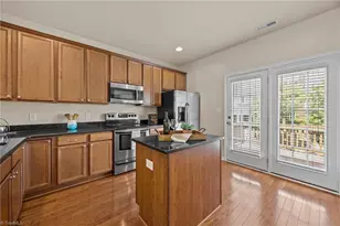 2001 Summerhouse Rd, Cary, NC 27519 - Photo 22