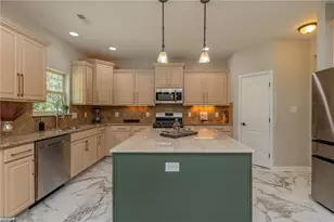 4488 Redfern Pl, Winston-Salem, NC 27107 - Photo 12