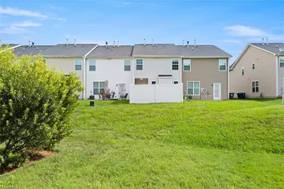2472 Hartfield Circle, Winston-Salem, NC 27103 - Photo 18