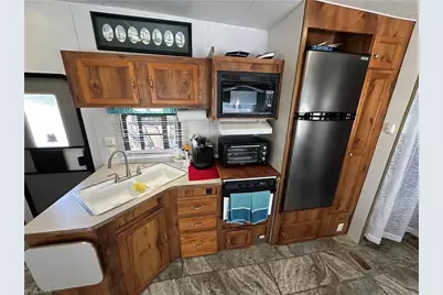 104 Robin Lane, New London, NC 28127 - Photo 10