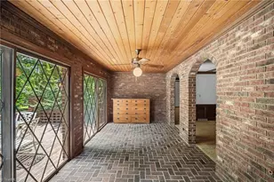 304 Cascade Dr, High Point, NC 27265 - Photo 16