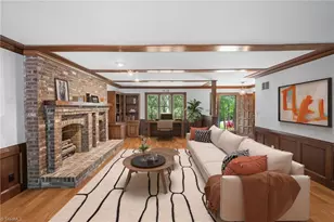 304 Cascade Dr, High Point, NC 27265 - Photo 6