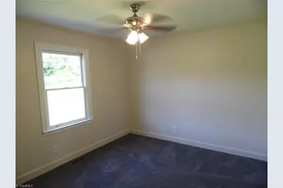 569 N Sparta Parkway, Sparta, NC 28675 - Photo 20