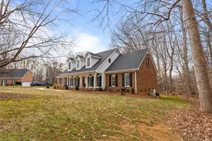 6101 Oak Glenn Ct, Summerfield, NC 27358 - Photo 4