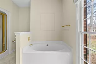 6101 Oak Glenn Ct, Summerfield, NC 27358 - Photo 18