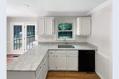 1200 Salem Crossing Road, Kernersville, NC 27284 - Photo 6