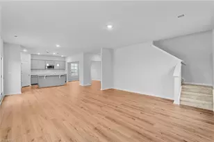 208 Rock Cress Dr, Lexington, NC 27295 - Photo 6