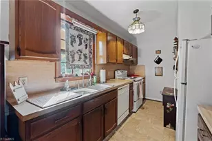 848 Old 60, Wilkesboro, NC 28697 - Photo 18