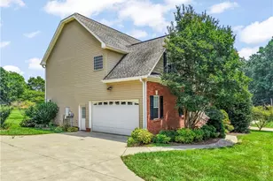 127 Arbor Hill Ave, Mocksville, NC 27028 - Photo 2