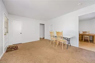 306 Avery Ave, High Point, NC 27265 - Photo 4