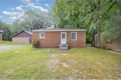 306 Avery Avenue, High Point, NC 27265 - Photo 2