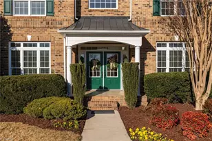 8602 Yvonne Ct, Oak Ridge, NC 27310 - Photo 10