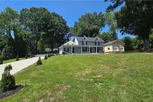 535 Patrick St, Eden, NC 27288 - Photo 4