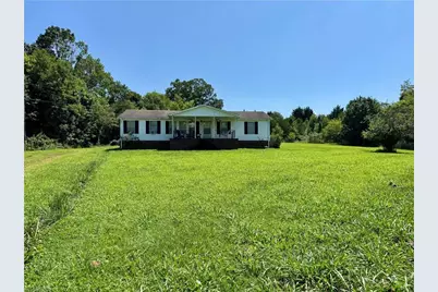 129 Seabrook Road, Mount Airy, NC 27030 - Photo 4