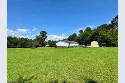 129 Seabrook Road, Mount Airy, NC 27030 - Photo 20