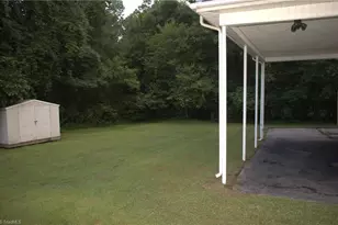 305 Rosemary Dr, Archdale, NC 27263 - Photo 4