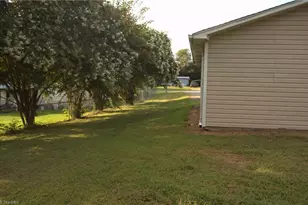 6265 Lowerywood Cir, Trinity, NC 27370 - Photo 24