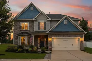 1823 Ridge Creek Dr, Kernersville, NC 27284 - Photo 2