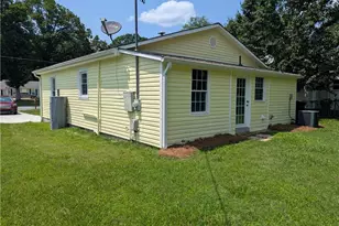 312 Somers Ave, Burlington, NC 27215 - Photo 6