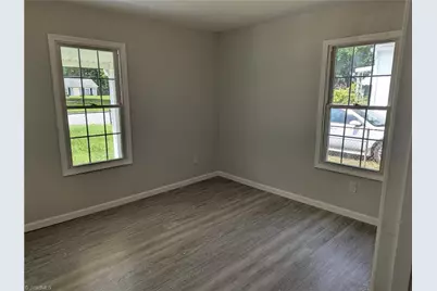 312 Somers Avenue, Burlington, NC 27215 - Photo 32