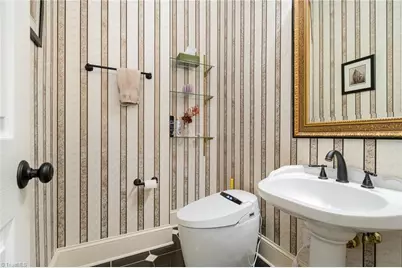 2512 Burch Point, High Point, NC 27265 - Photo 22