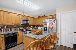 704 Peach Orchard Dr, Browns Summit, NC 27214 - Photo 8