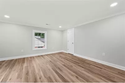 805 W 5th Avenue, Lexington, NC 27292 - Photo 32