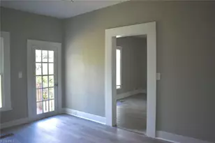 802 Spring St, Mount Airy, NC 27030 - Photo 12