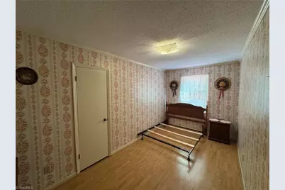 6043 N Nc Highway 16, Millers Creek, NC 28651 - Photo 20