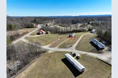 6043 N Nc Highway 16, Millers Creek, NC 28651 - Photo 38