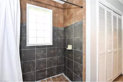 5004 Renville Drive, Greensboro, NC 27406 - Photo 20