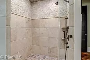 397 Curry Rd, High Point, NC 27265 - Photo 6