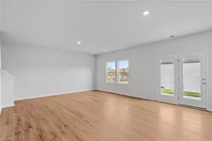 5127 Fallmeade Rd, Kernersville, NC 27284 - Photo 4