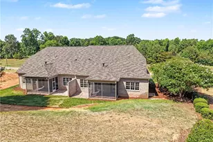 16 Creswell Manor Dr, Greensboro, NC 27407 - Photo 42