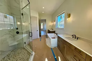 1150 Lochshire Dr, Burlington, NC 27215 - Photo 16