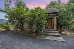 132 Carrisbrooke Ln, Winston-Salem, NC 27104 - Photo 24