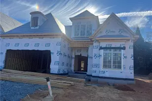 14 Creswell Manor Dr, Greensboro, NC 27407 - Photo 1