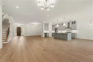 14 Creswell Manor Dr, Greensboro, NC 27407 - Photo 10