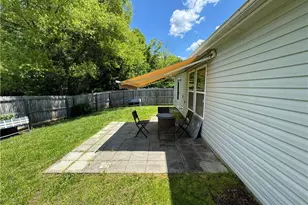 1321 Perga Ct, Greensboro, NC 27406 - Photo 20