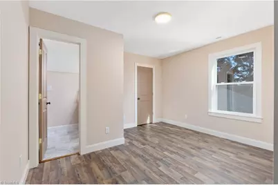 402 W Clay Street, Mebane, NC 27302 - Photo 22